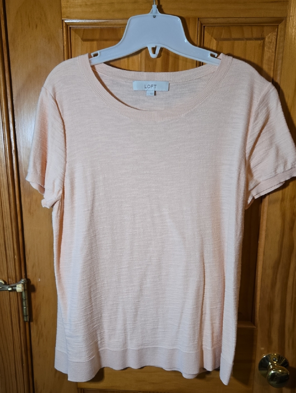LOFT Women's Soft Peach Short-Sleeve Knit Top With Slpit Side On Bottome